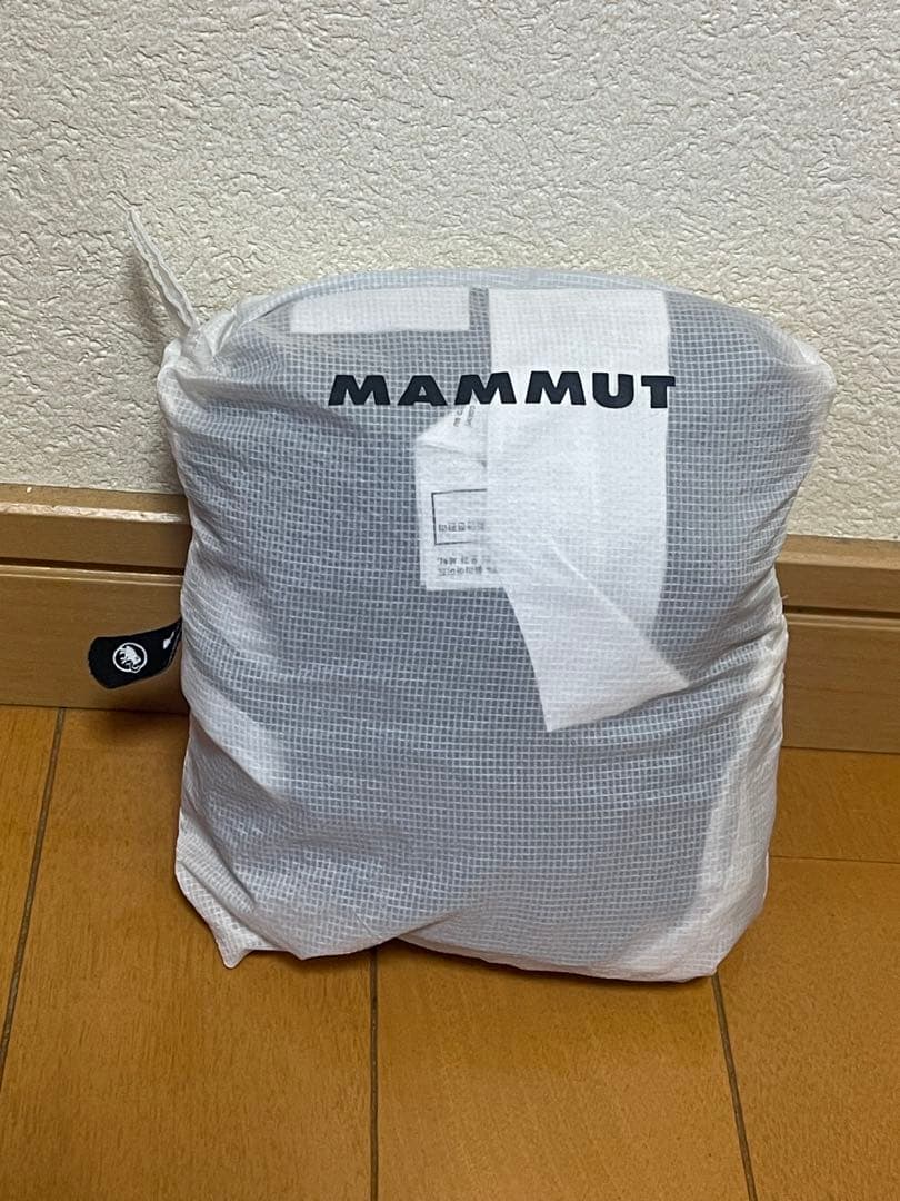 MAMMUT コンベイウィンドブレーカーフーデッドジャケットAFメンズ 白黒