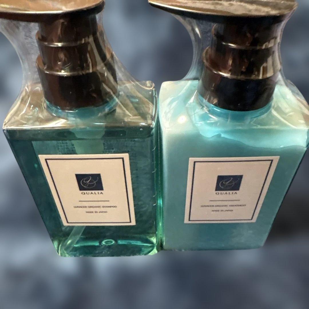 QUALIA クオリア　シャンプー、トリートメント
