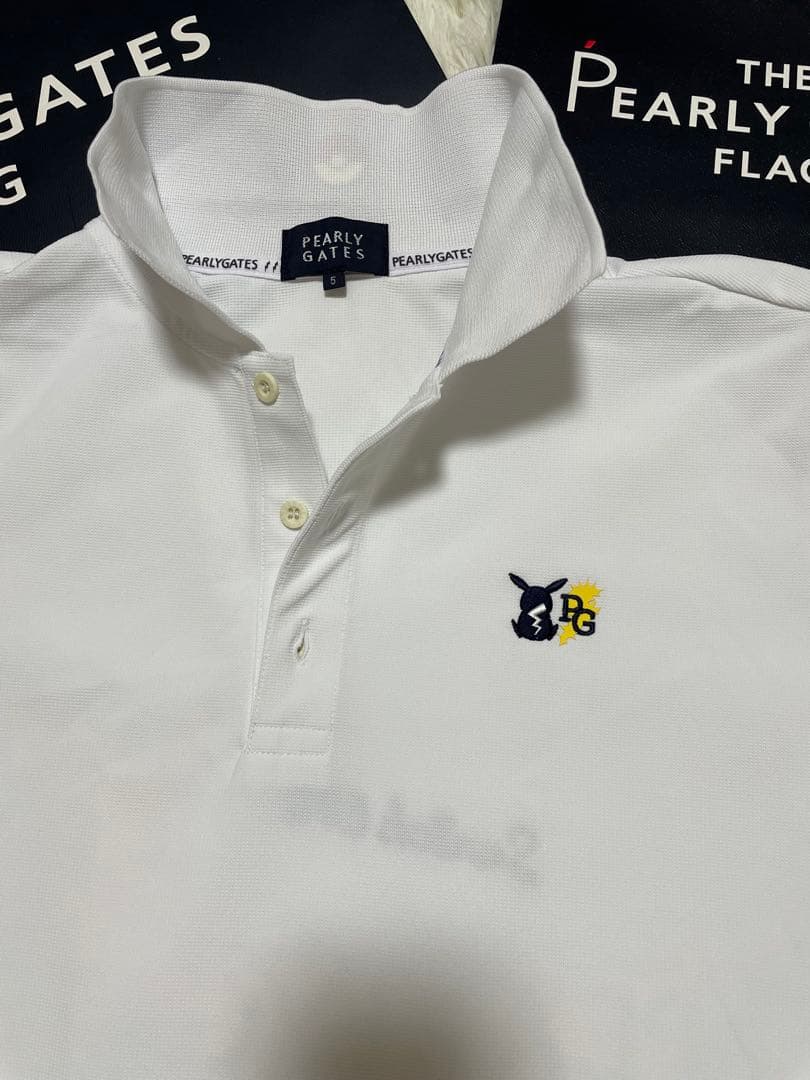 人気完売パーリーゲイツピカチュウ半袖ポロシャツトップス ホワイトサイズ5
