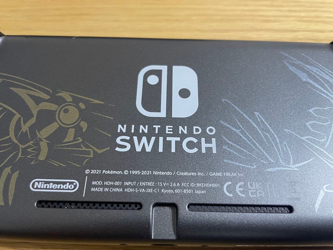 美品　Nintendo Switch Lite ディアルガ・パルキア　限定モデル