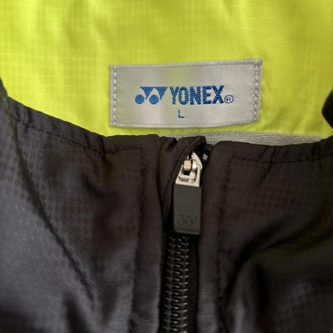 美品YONEXバドミントンウェア　ヒートカプセルL