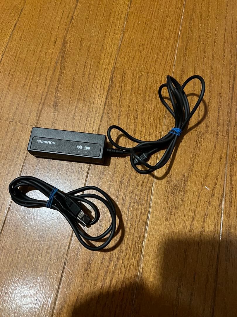シマノ 11s di2 充電器