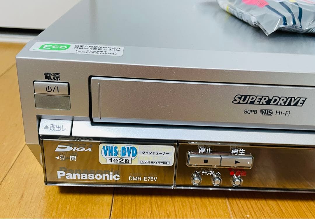 Panasonic DMR-E75V DVDレコーダー
