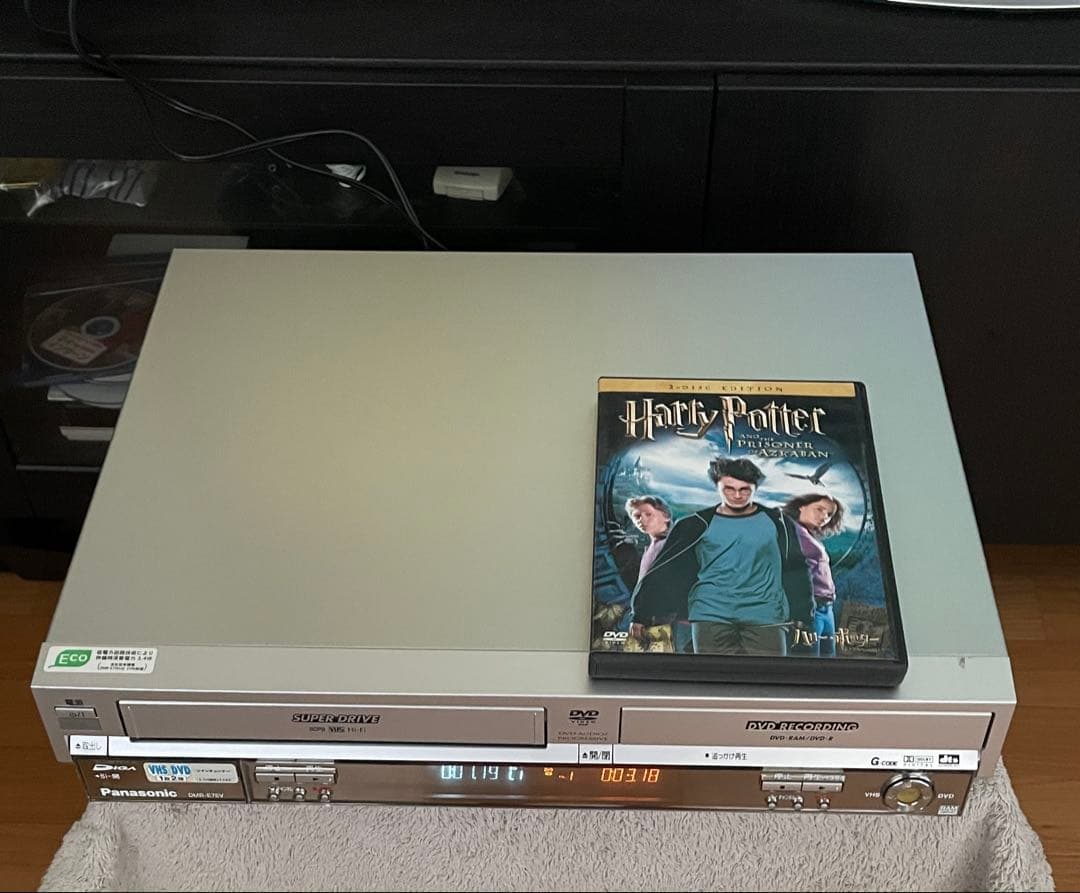Panasonic DMR-E75V DVDレコーダー