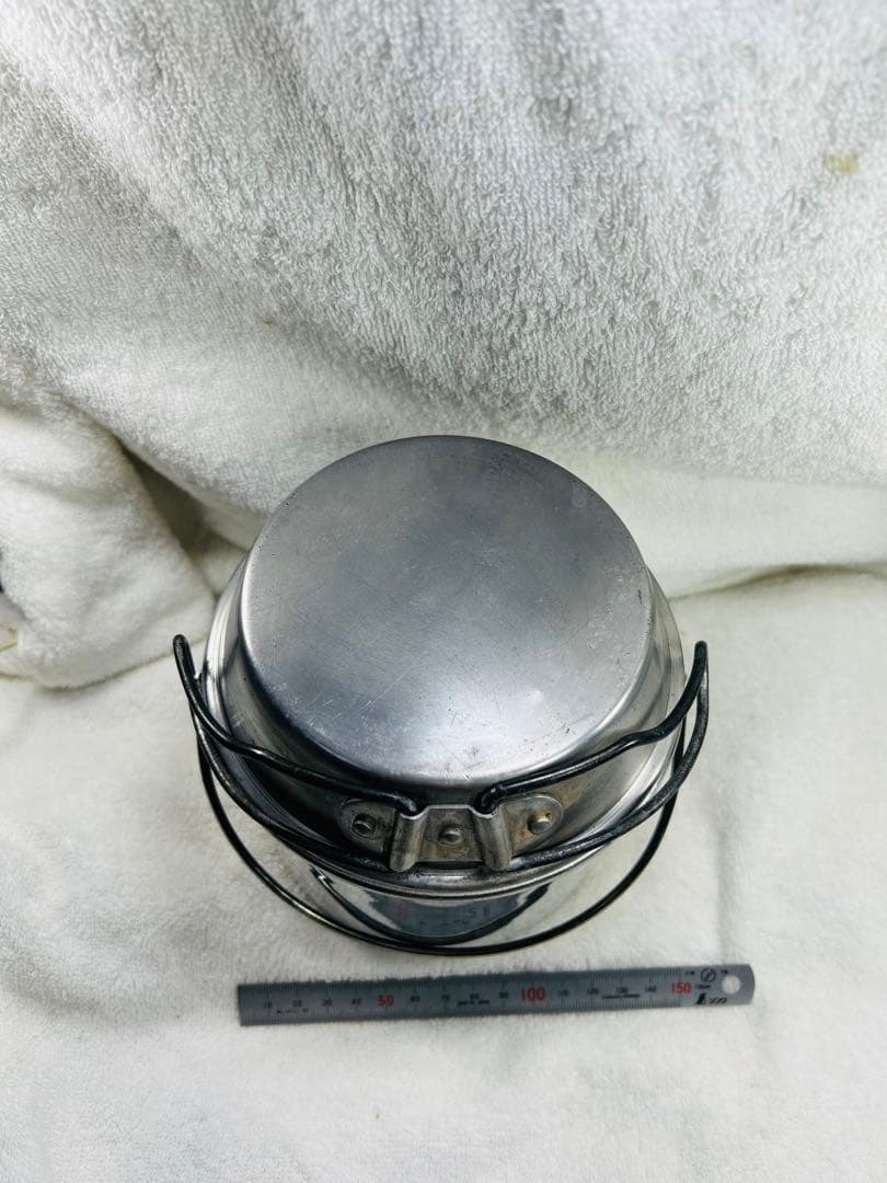 中古品　イギリスのメーカーHottonホットン社ブルドッグ　ビリー缶小型アルミ製