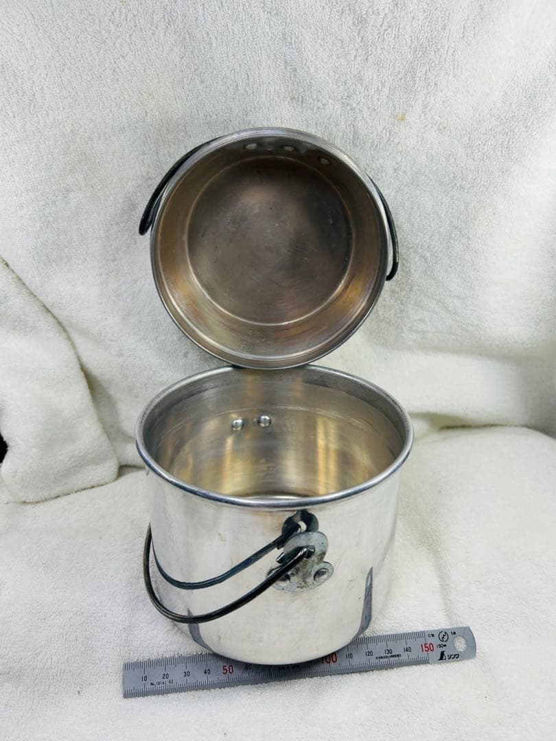 中古品　イギリスのメーカーHottonホットン社ブルドッグ　ビリー缶小型アルミ製