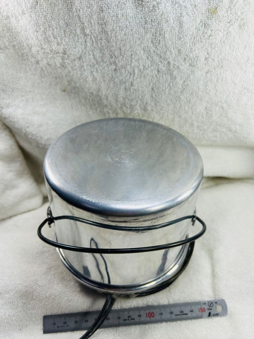 中古品　イギリスのメーカーHottonホットン社ブルドッグ　ビリー缶小型アルミ製