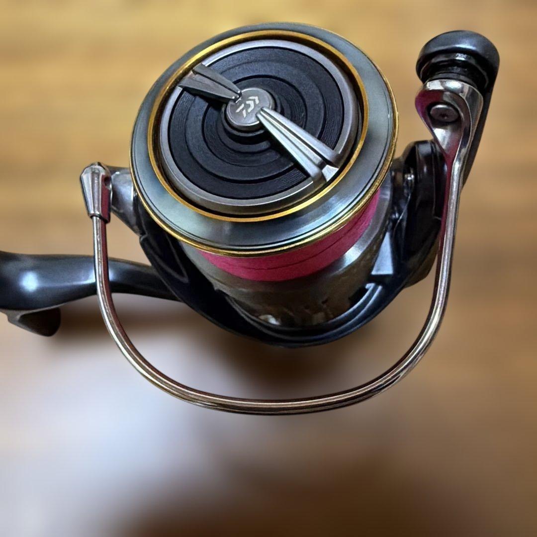 新品未使用　ダイワ23エアリティLT2000S-P