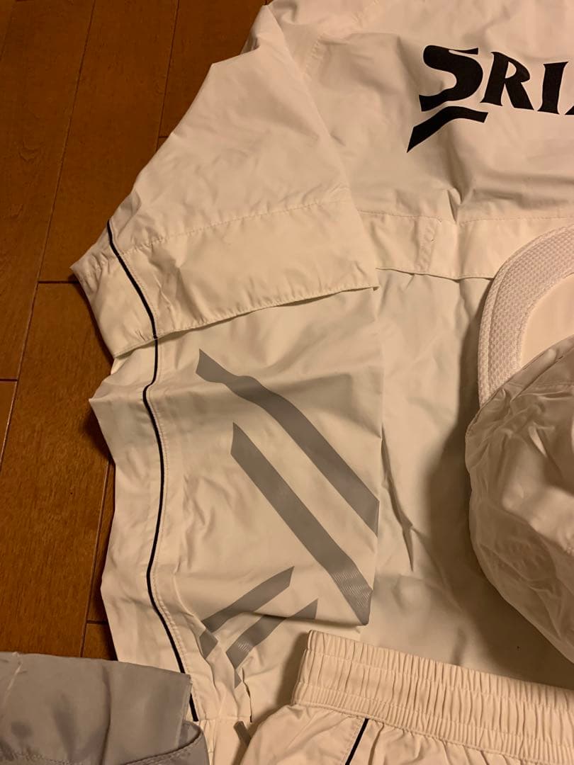 SRIXONレインウェア3点セットサイズM (収納袋付き) ホワイト
