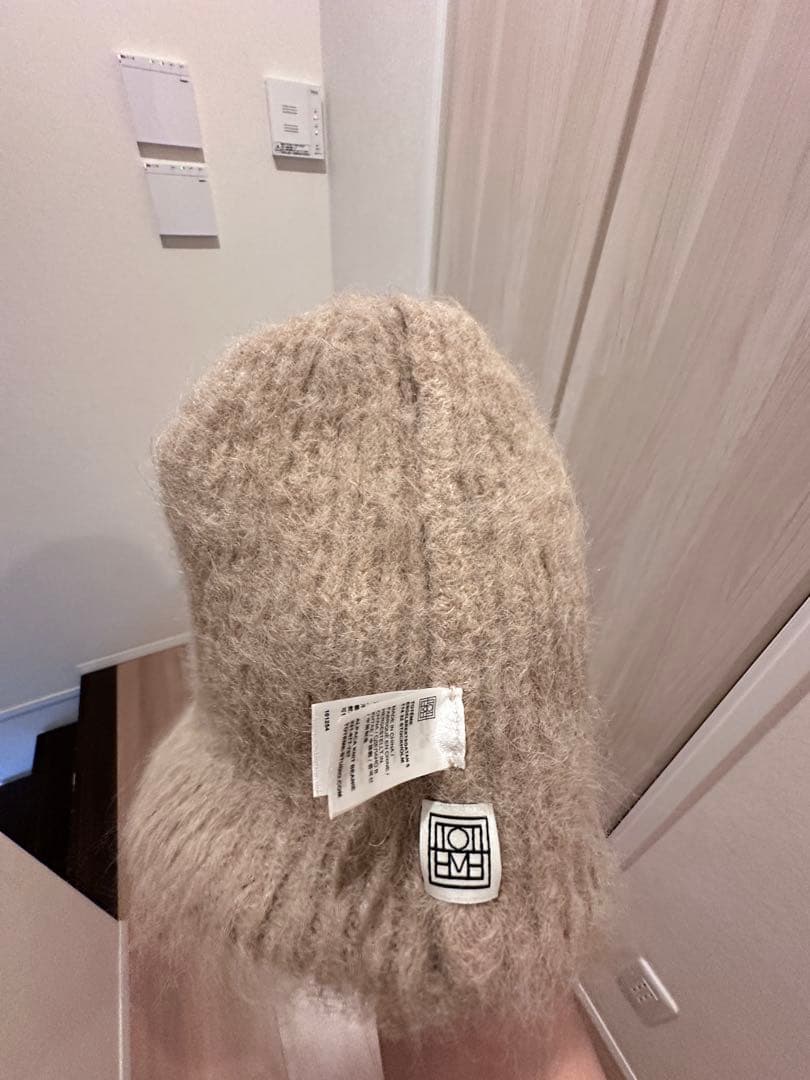 TOTÊME（トーテム）のアルパカニットビーニーです。