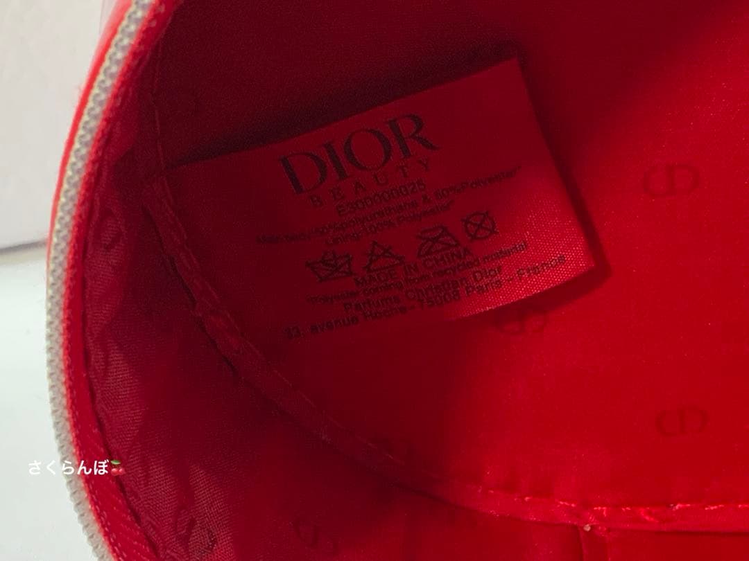 2025年　DIOR ノベルティポーチ　［新品未使用］エナメル　レッド値下げ