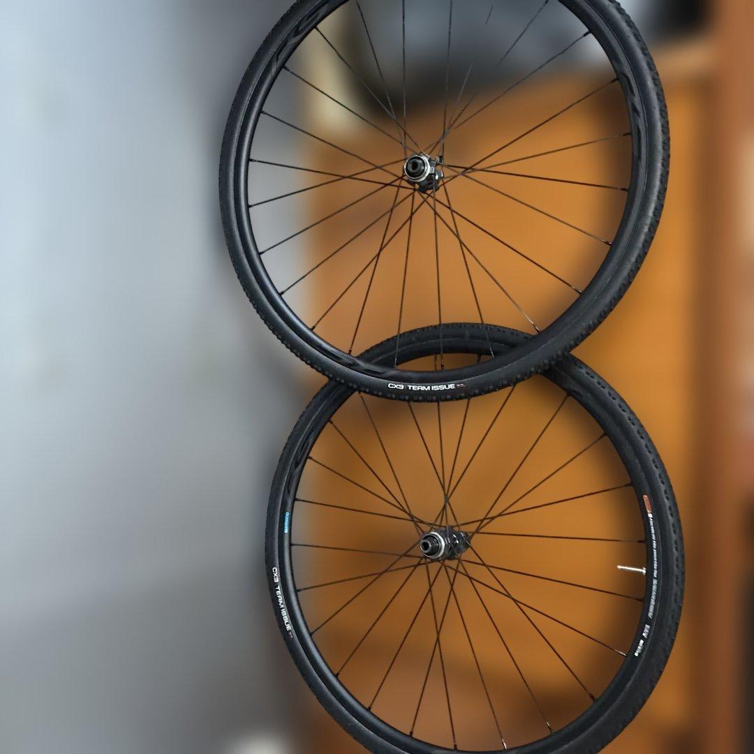 シクロクロスで使用シマノホイール前後2セット多数おまけ付き