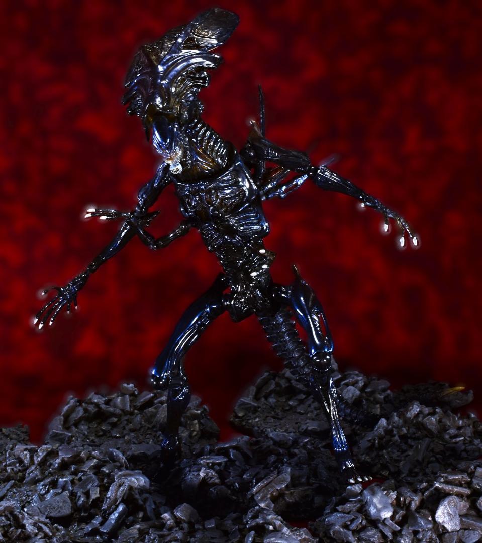 中古 リボルテック　エイリアンクィーン&ウォーリアー