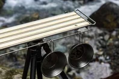 A38grate ウッドテーブルとロストルとケースが組み合わされた多機能テーブル