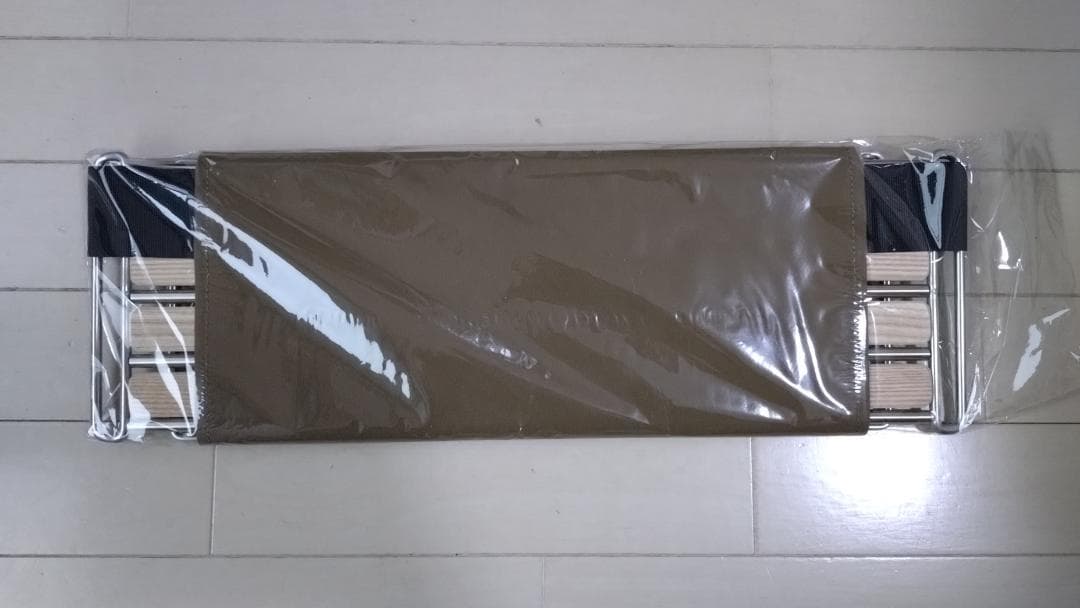 A38grate ウッドテーブルとロストルとケースが組み合わされた多機能テーブル