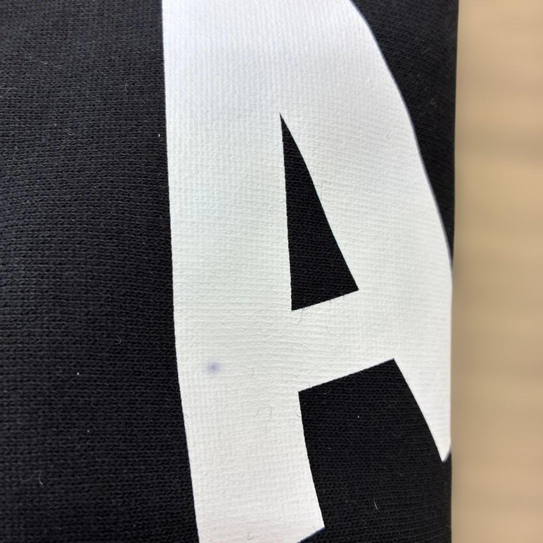 TANGRAM 黒 パーカー