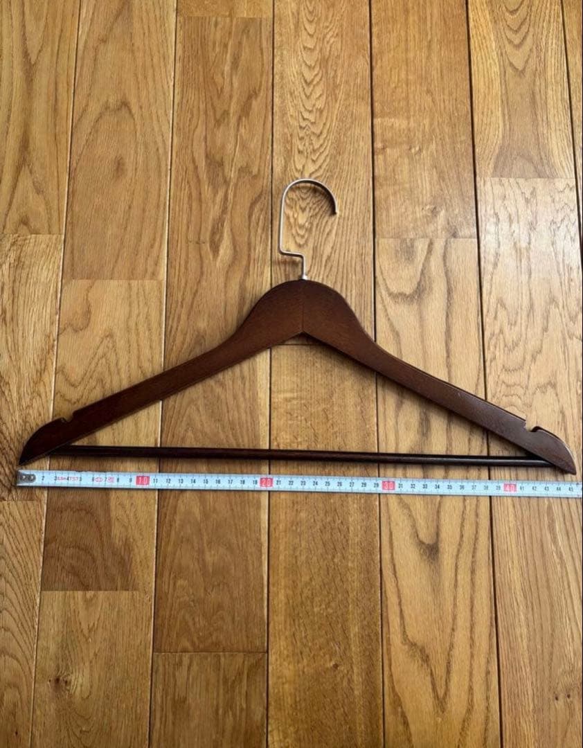 【送料込み】木製ハンガー　ハンガー　まとめ売り　70本