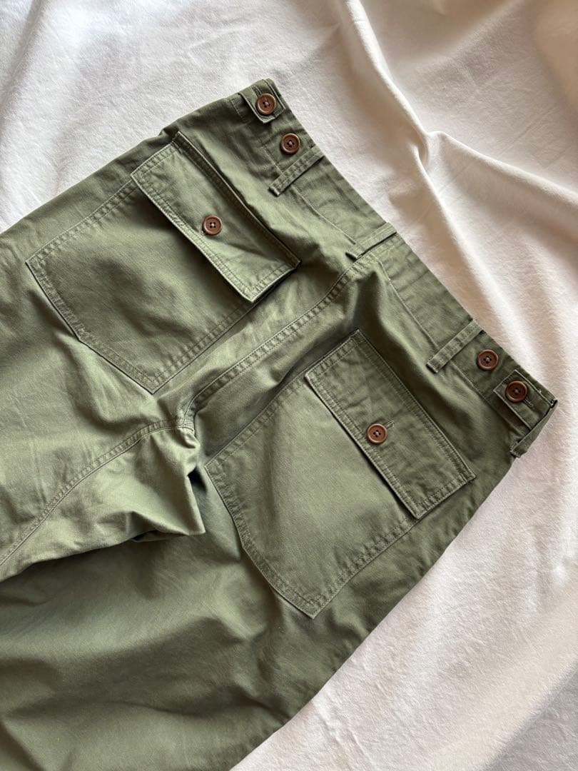 YAECA ヤエカ カーゴパンツ オリーブ色 ポケット付き M