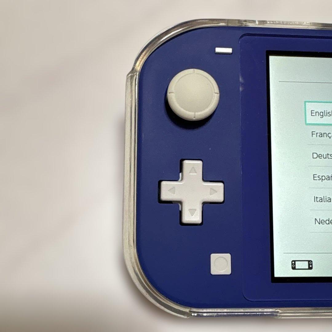 ニンテンドースイッチライト　ブルー　【本体・充電器・新品フィルム付き】