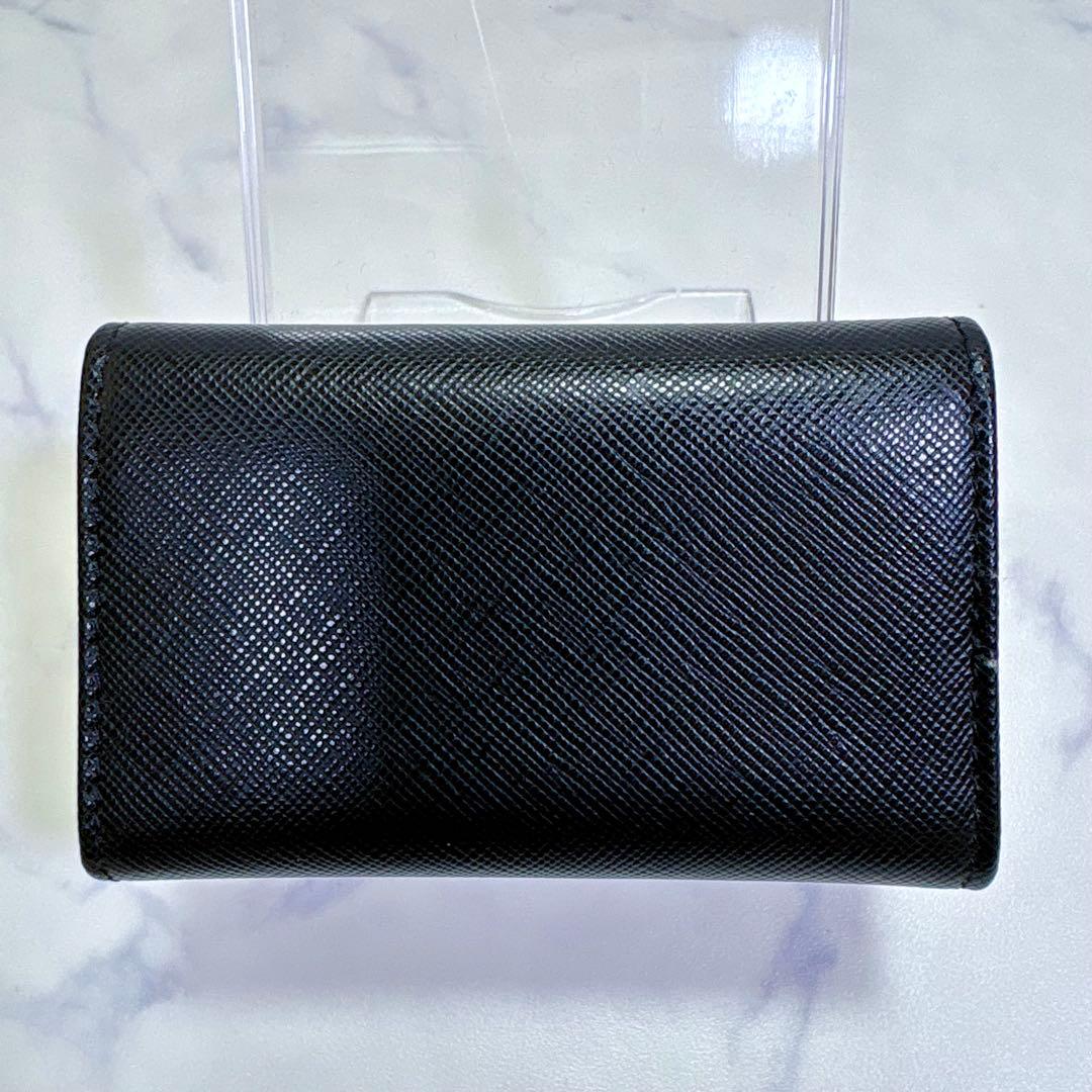 極美品 PRADA サフィアーノレザー 6連キーケース ブラック NERO 箱付