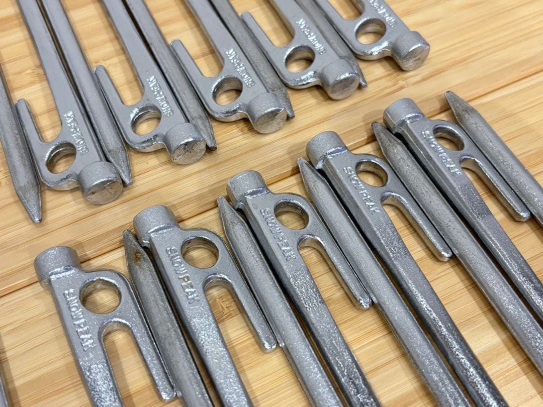 スノーピーク 65周年限定クロームソリッドステーク20 40本セット