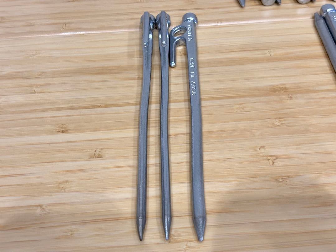 スノーピーク 65周年限定クロームソリッドステーク20 40本セット