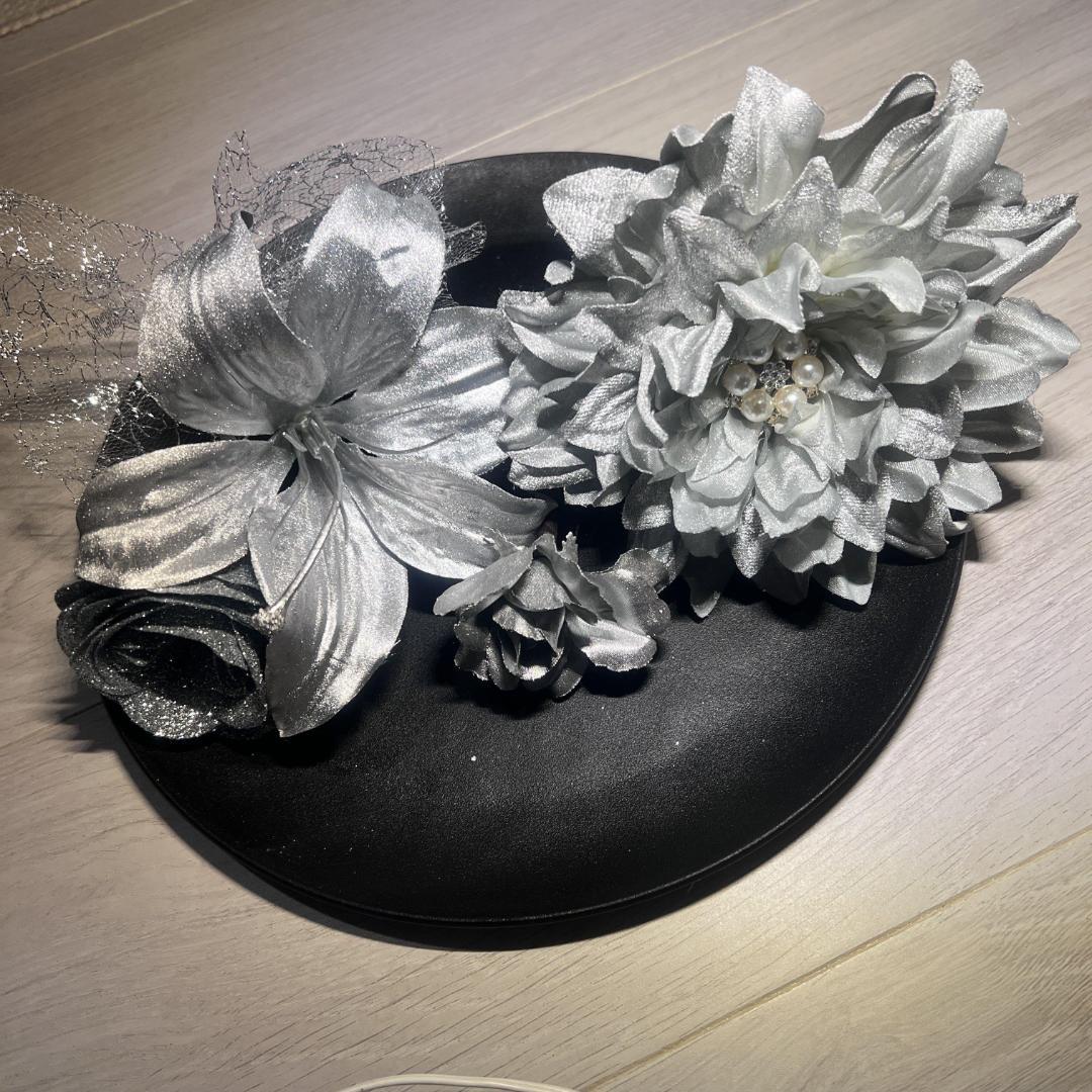 ha212 髪飾り 結婚式　卒業式　成人式 着物　振袖　キラキラバラ　シルバー