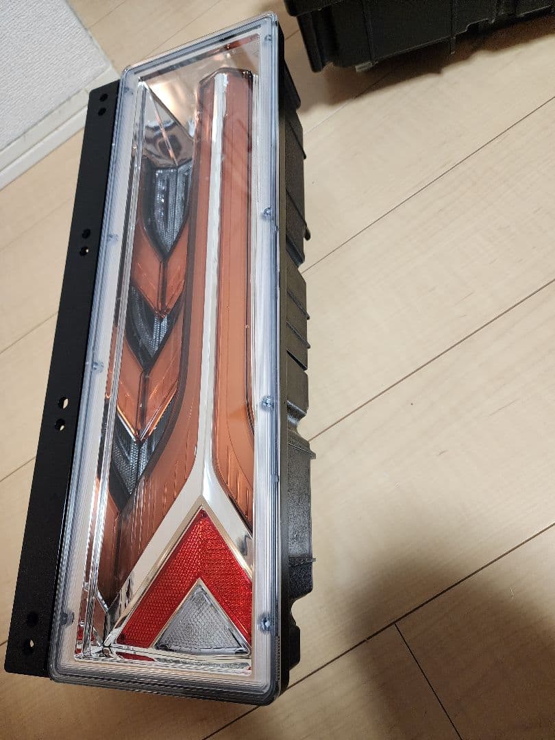 最終値下げ 小糸 KOITO 流鏑馬 テールランプ 左右セット 箱付き