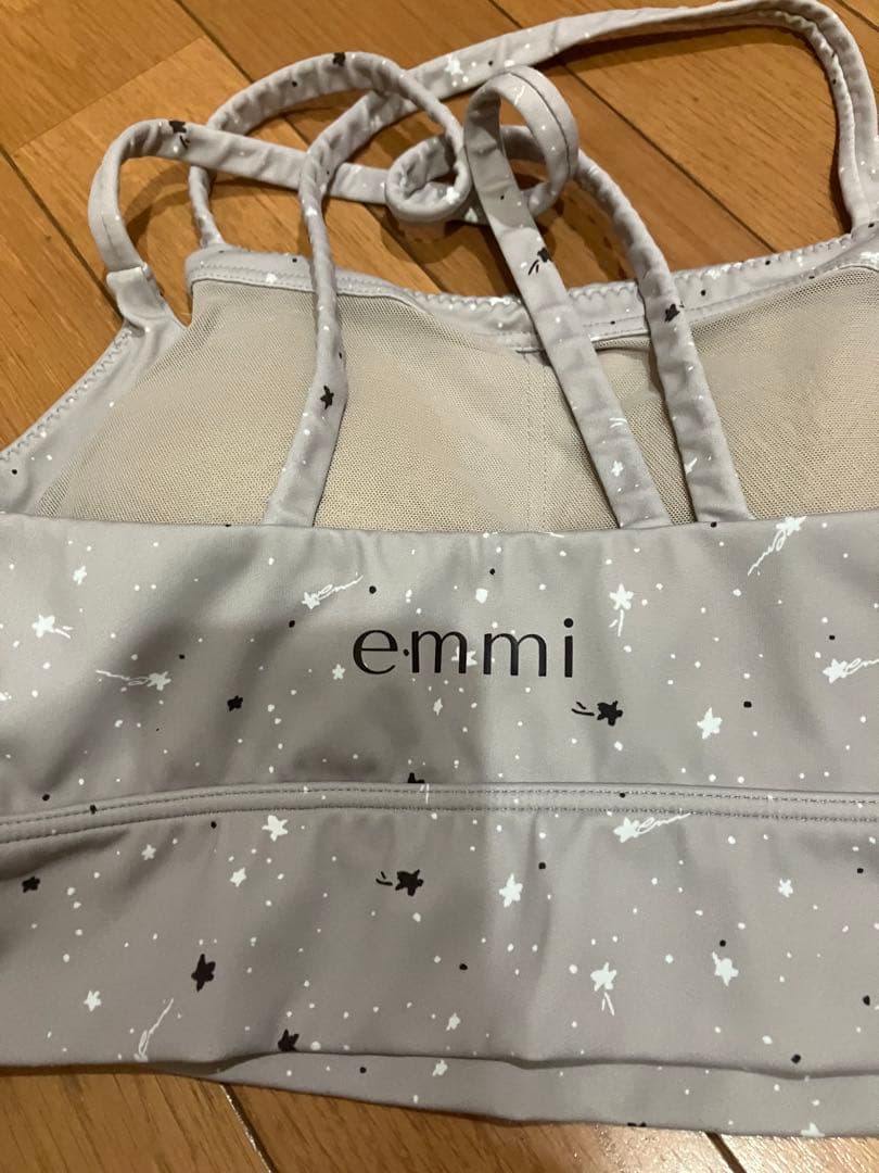 emmi yoga ムーン柄　上下　セットアップ　グレーベージュ