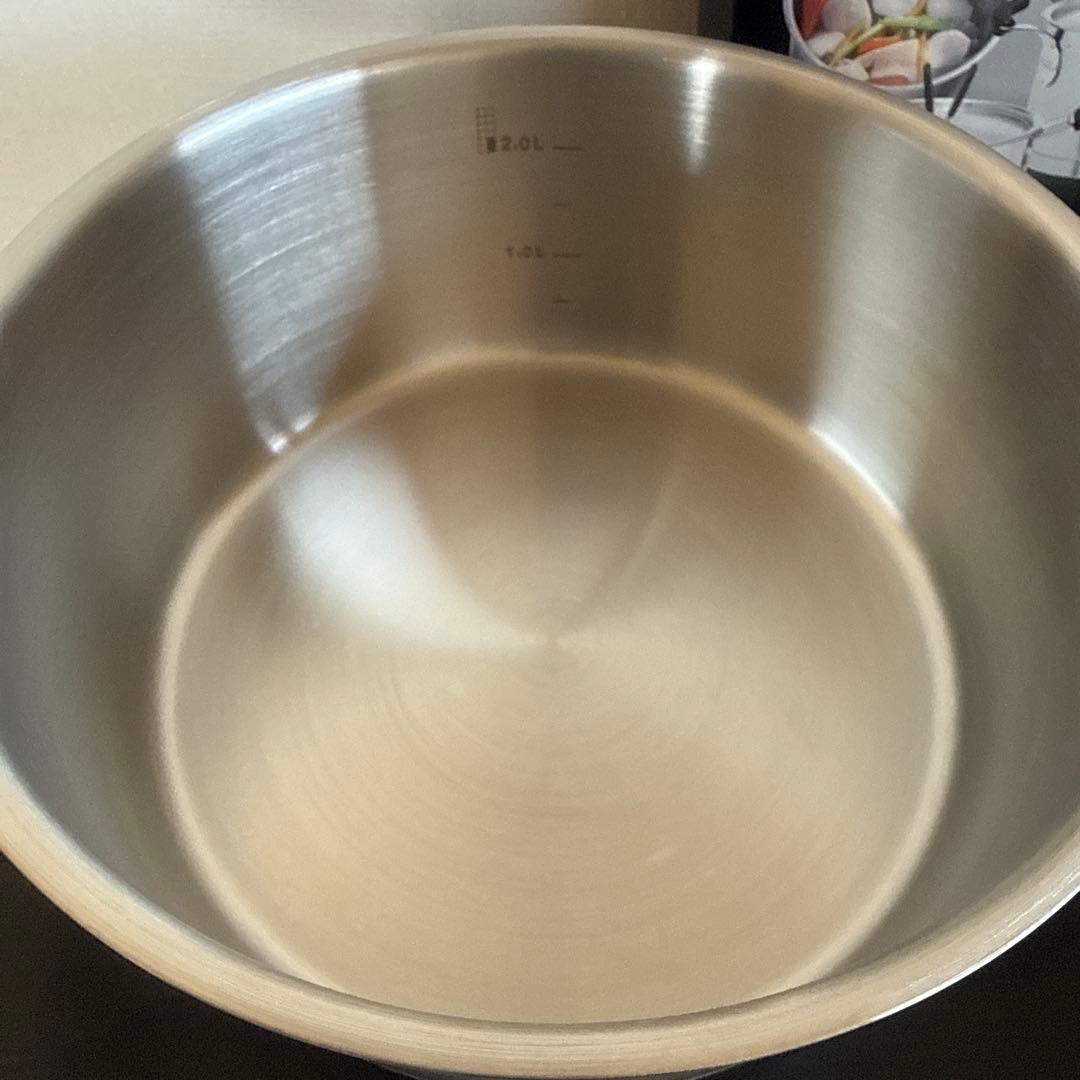 ツヴィリング　ツインＩ.V.Ｉシチューポット　20㎝　新品未使用