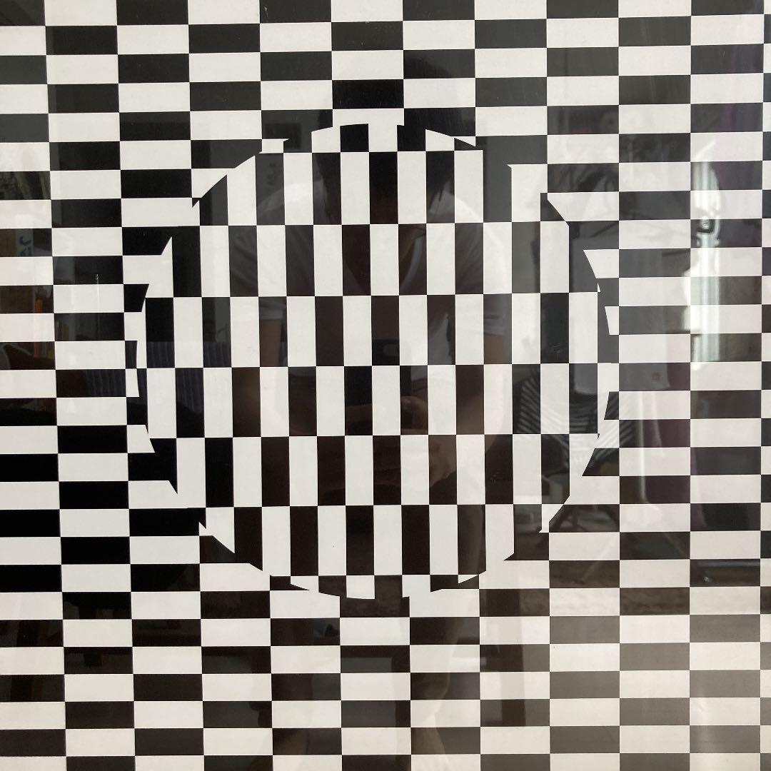 オオウチ錯視 ポスター フレーム 61x91.4 ouchi illusion