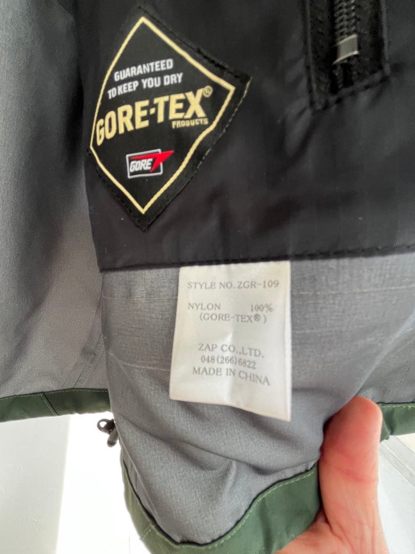 中古　結構美品　パズデザイン　ザ・パーフェクションⅢ ゴアテックスジャケット