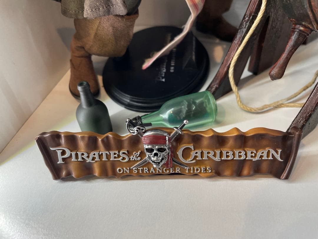 ホットトイズ DX 06 パイレーツオブカリビアン ジャックスパロウ