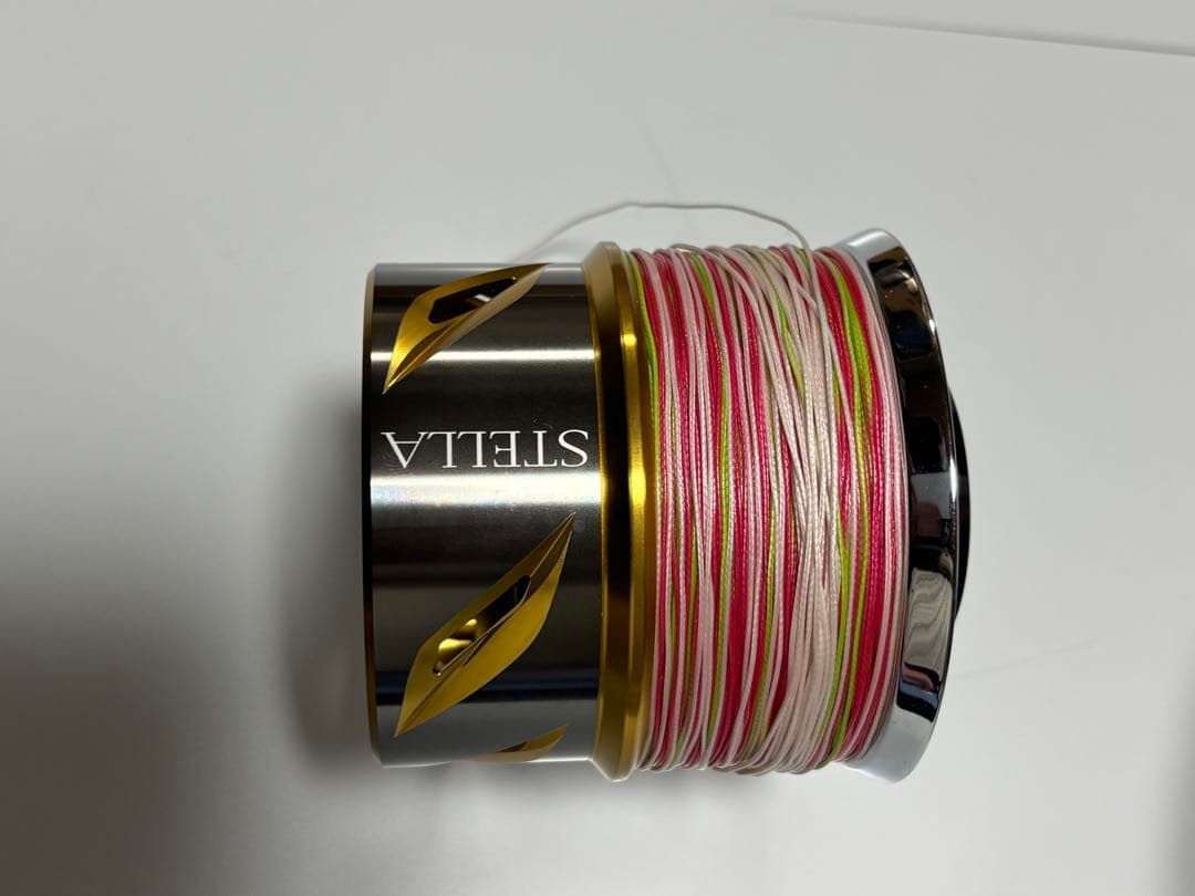 20STELLA 18000HG中古と夢屋MAXスプール20000新品