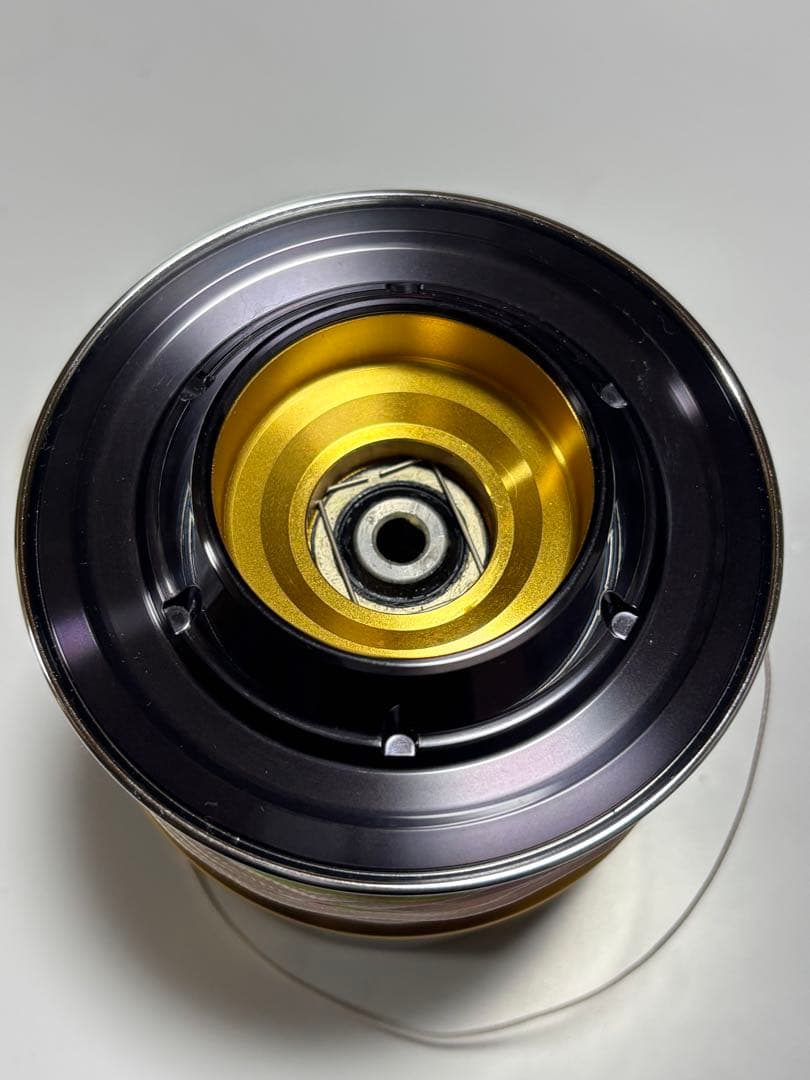 20STELLA 18000HG中古と夢屋MAXスプール20000新品