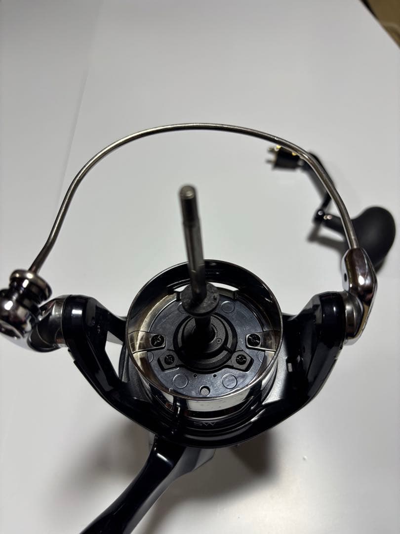 20STELLA 18000HG中古と夢屋MAXスプール20000新品