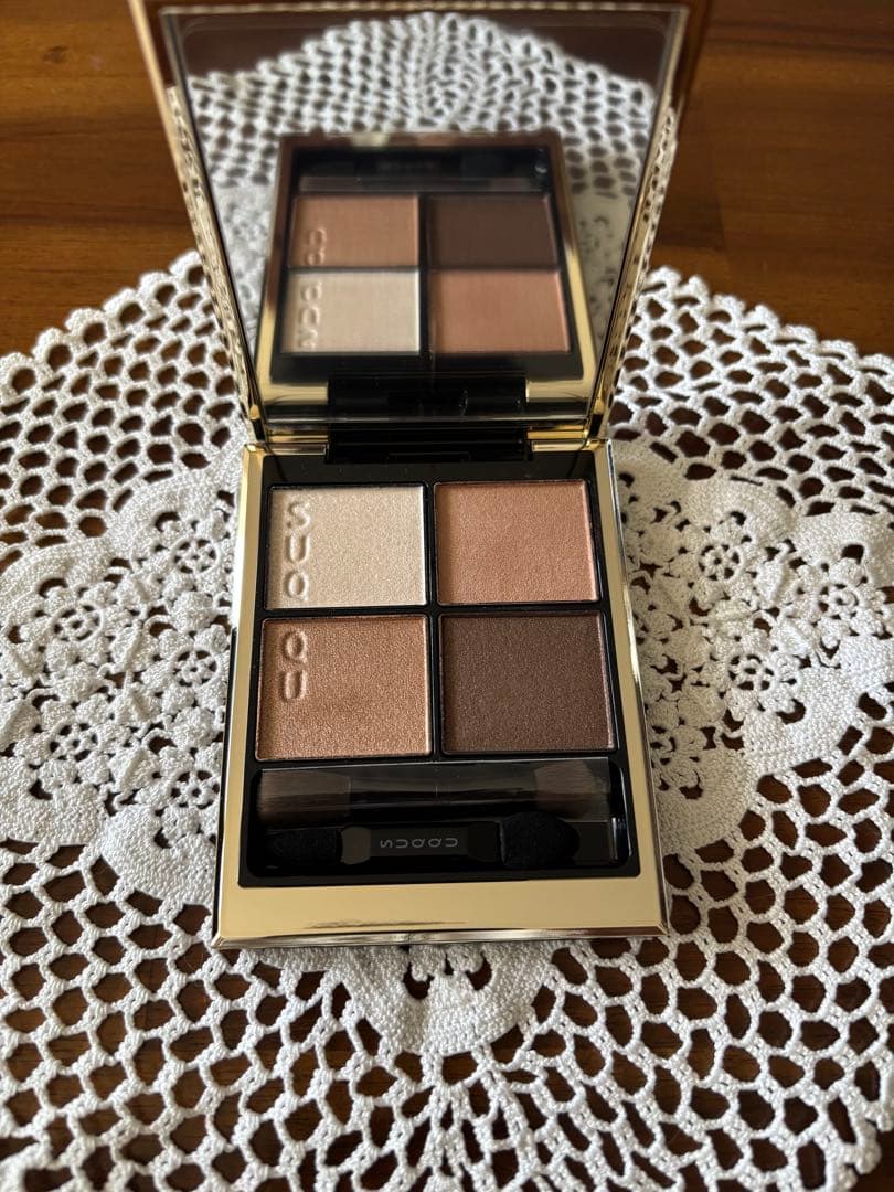 SUQQU シグニチャーカラーアイズ15凛覗 RINNOZOKI