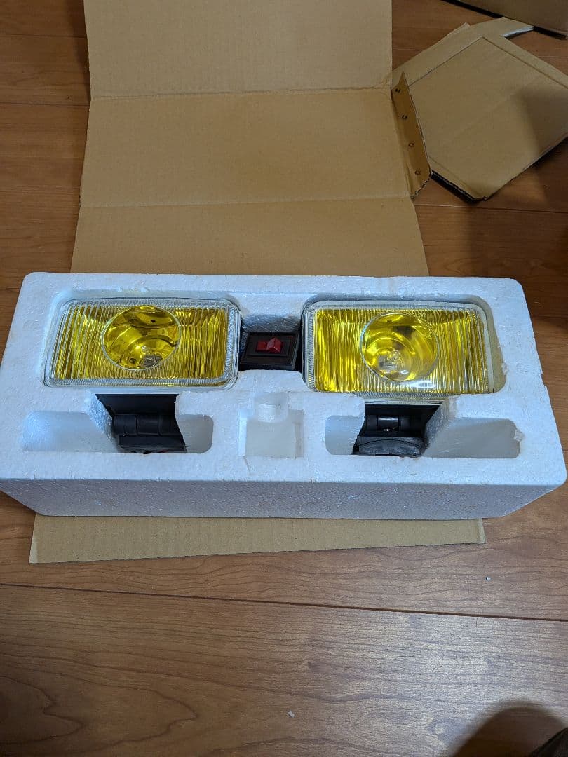 イエロー フォグランプ当時物長期保存品