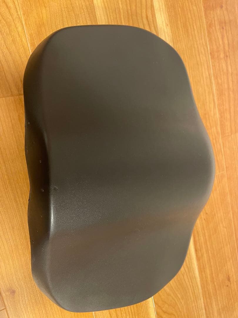 正規品⭐︎1度のみ使用⭐︎肩甲骨はがしピロー RAKUNA(ラクナ)