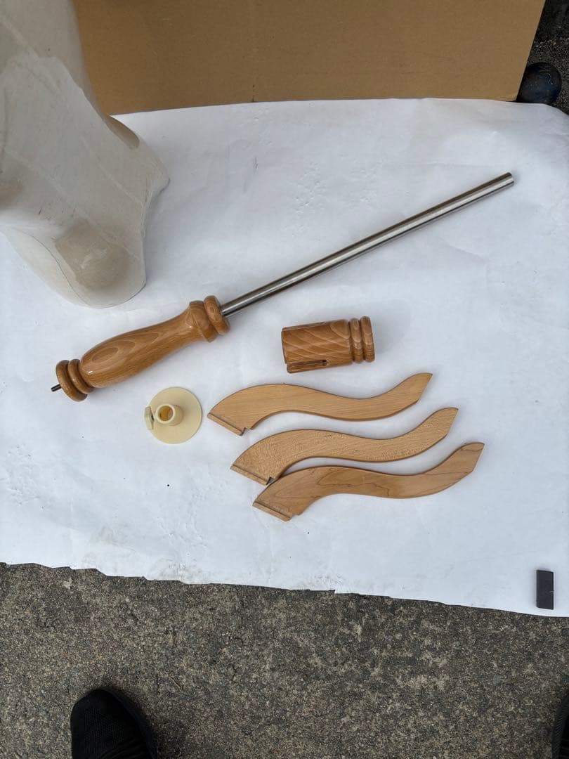 未開封三つ足トルソーボディマネキン　洋装ソーイング 布製女性用ベージュ