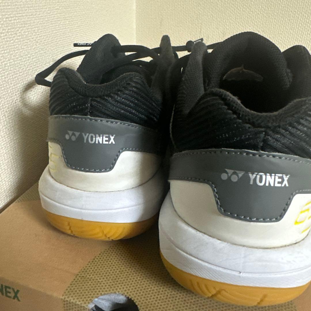 バドミントンヨネックス　シューズ65z 29