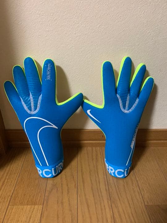 ナイキキーパーグローブ