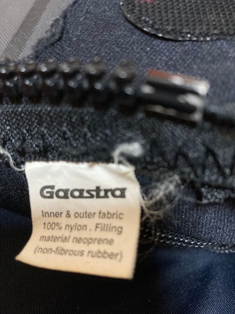 ウエットスーツ　レディース　M