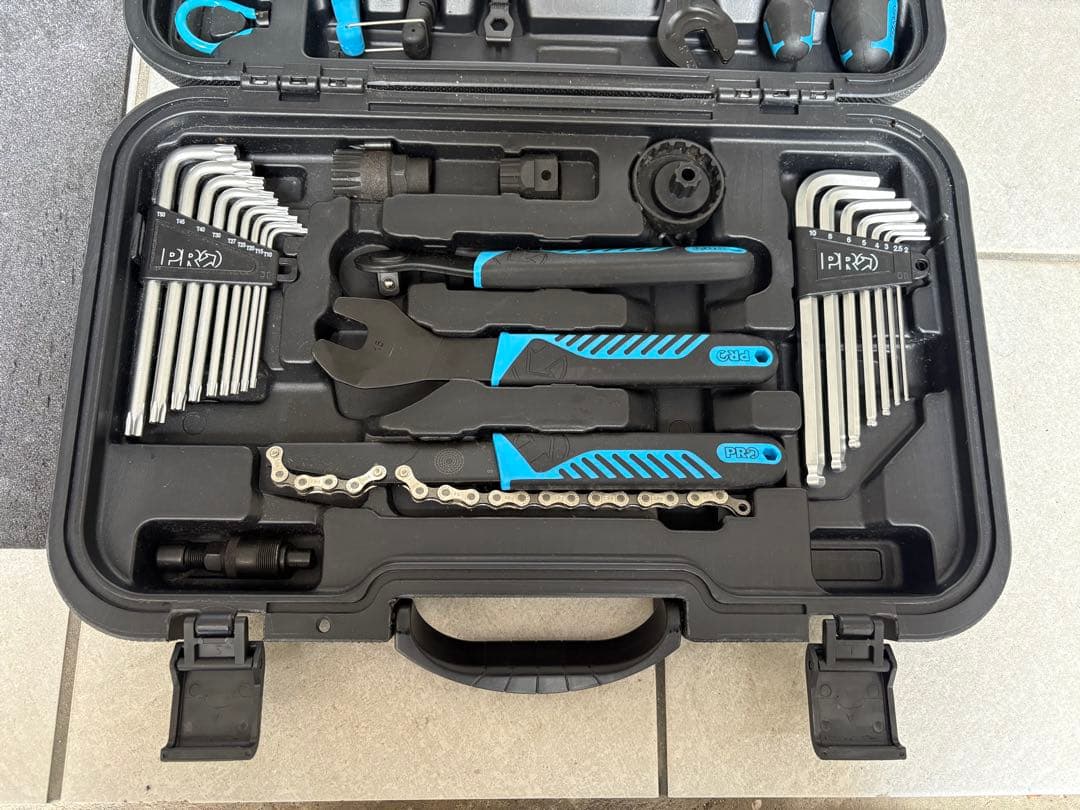 シマノPRO 多機能工具セット ハードケース付き 自転車用工具
