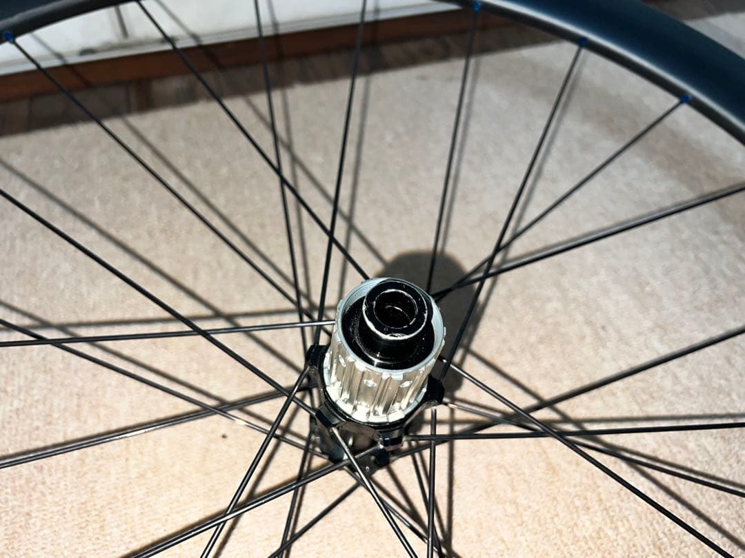 カーボンホイール前後セット (ディスク)