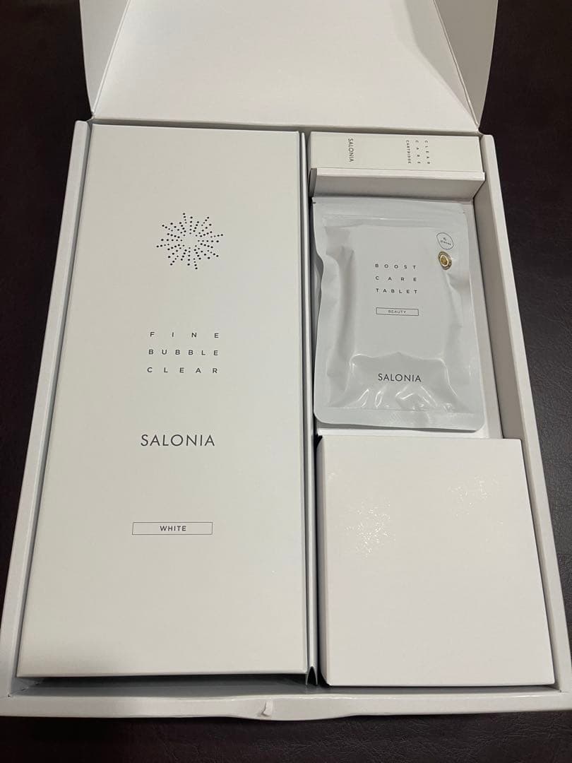 ✨サロニア✨シャワーヘッド 炭酸美容バブルシャワー ホワイト