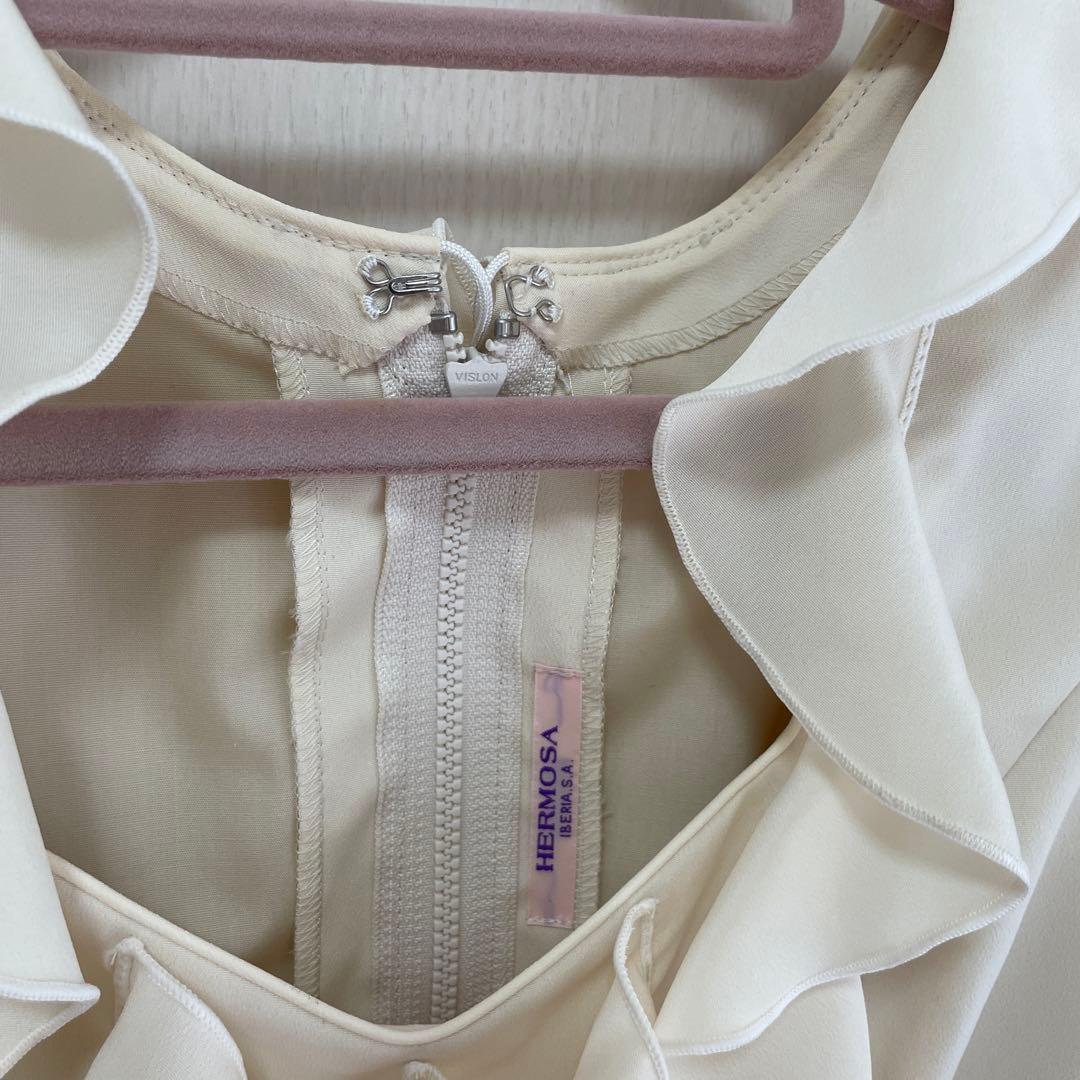 HERMINOSA フリル付きトップス HP-906B Lサイズ アイボリー