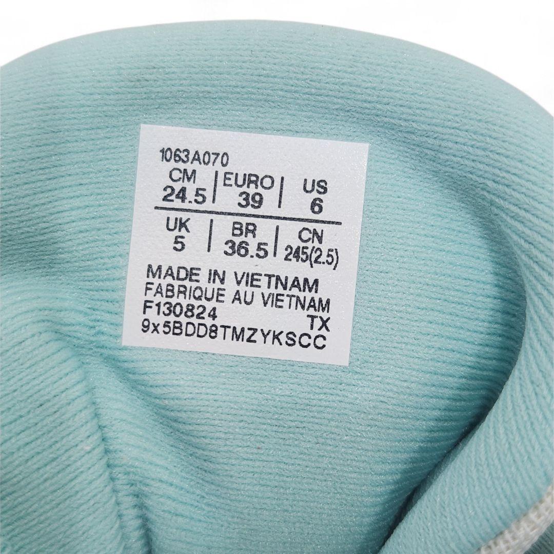 極美品 ASICS アシックス UNPRE ARS 2 24.5cm バッシュ