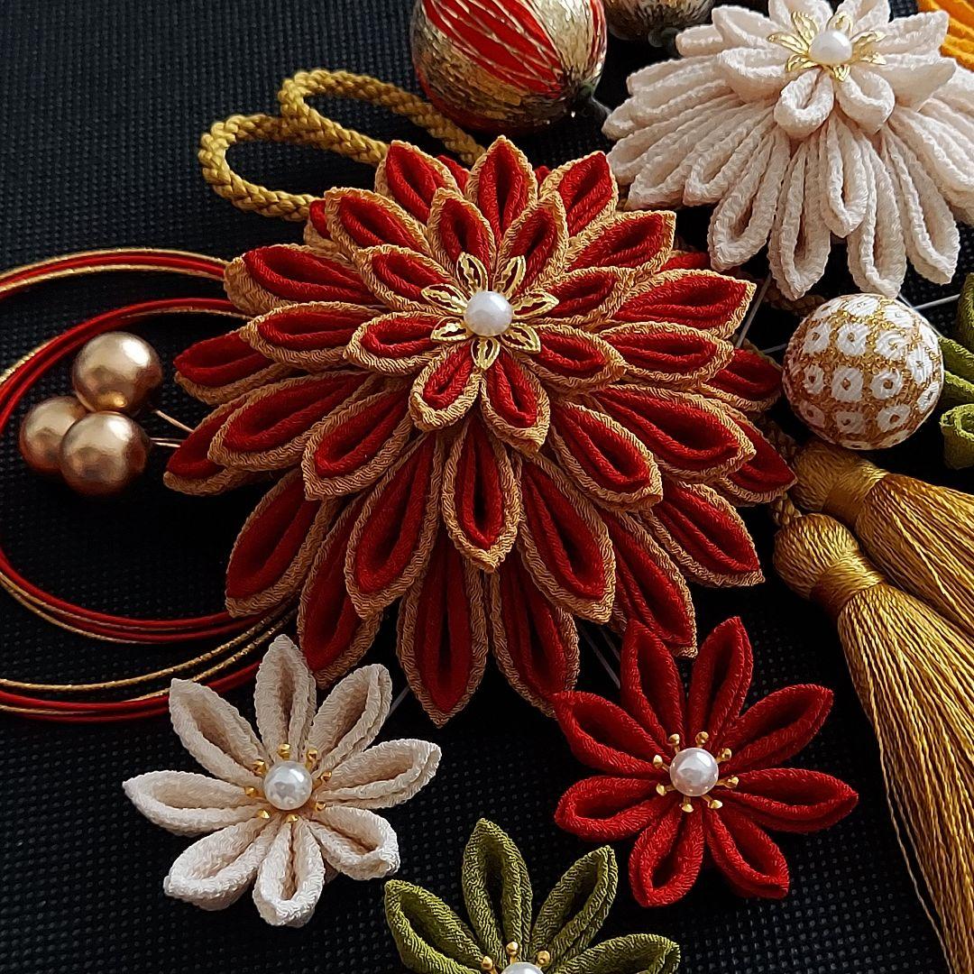 つまみ細工 つまみ細工髪飾り 成人式 結婚式 七五三 卒業式 髪飾り