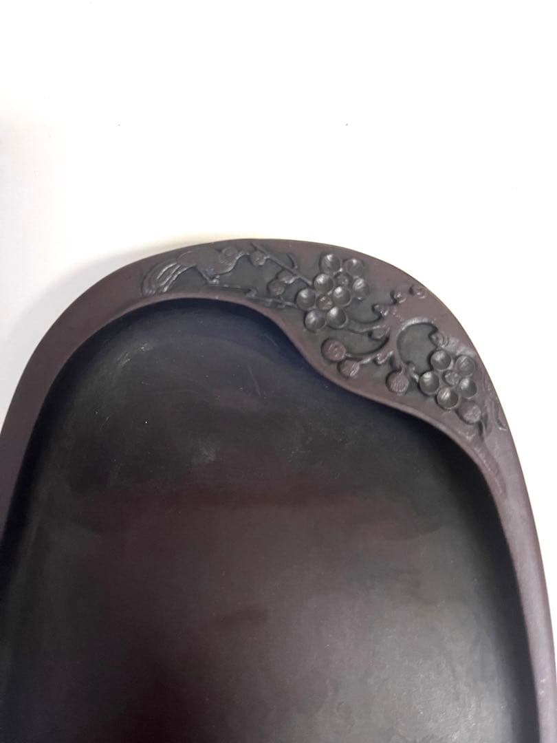 端渓硯　5吋　彫花硯　楕円　蛋形　梅鳥彫刻